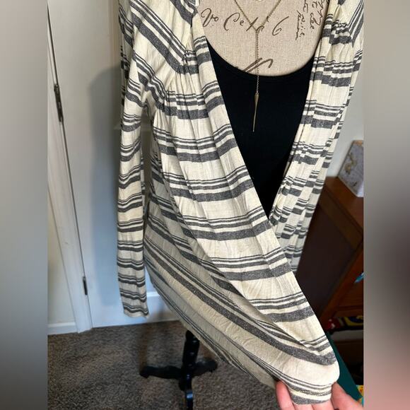 Ella Moss Women's sz L Cream Gray/Silver Stripe Open Drape Cardigan Sweater - Picture 2 of 10